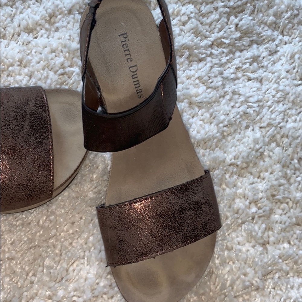 Platforms - Picture 3 of 6
